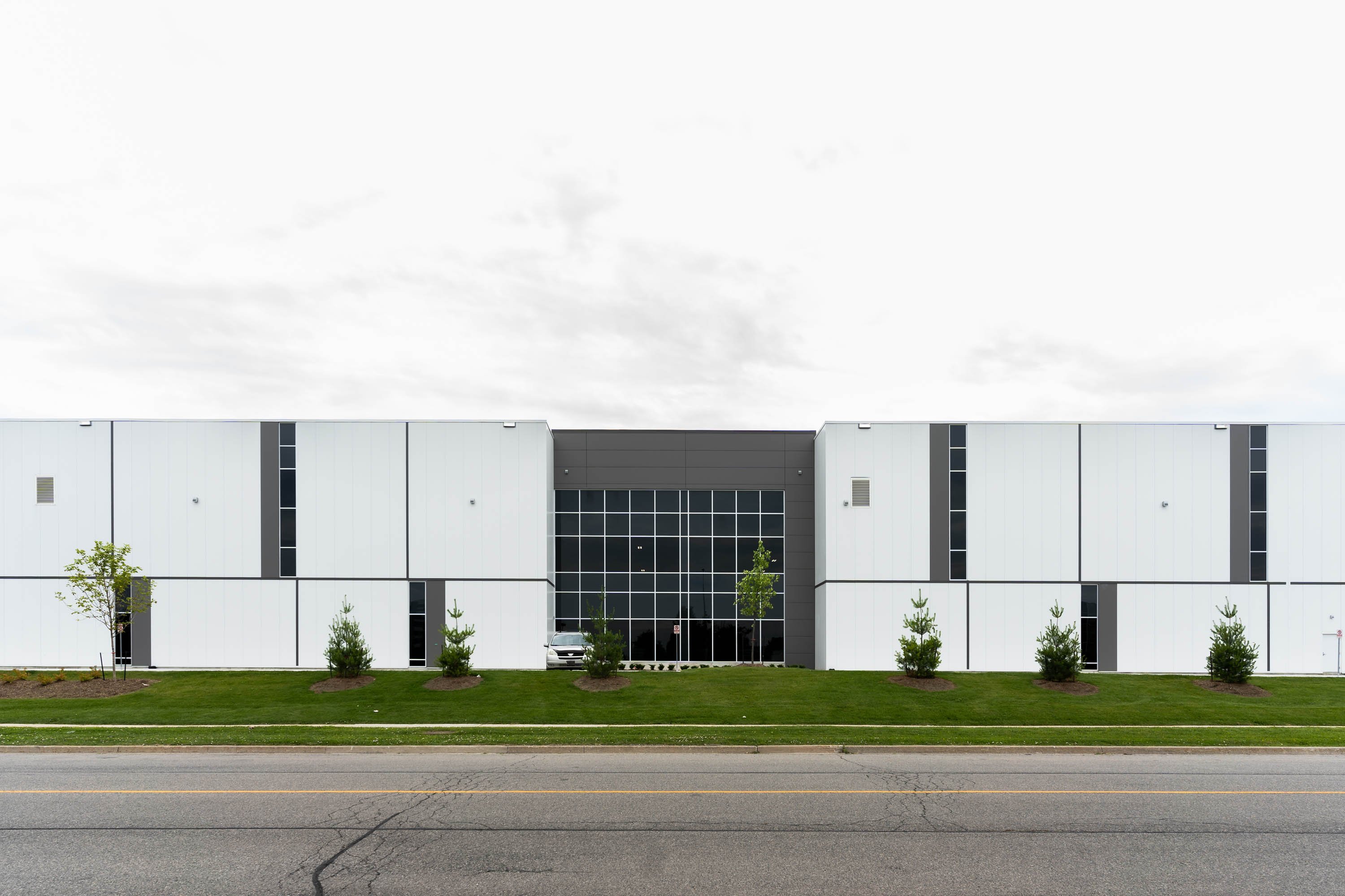 kingspan-5400-explorer-drive-mississauga-on-kssl-ksmr-ops-krhf-case-study-06