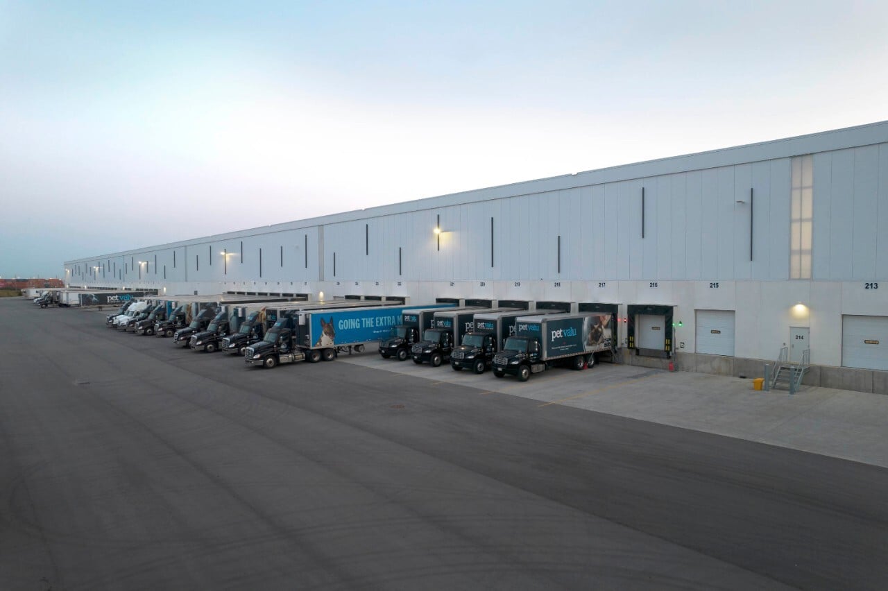 Pet Valu Distribution Center Kingspan