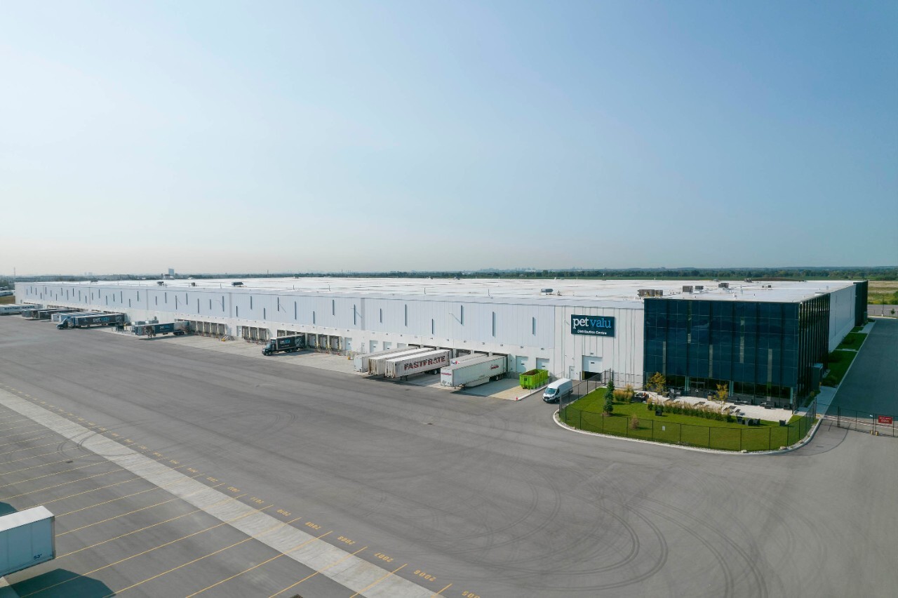 Pet Valu Distribution Center Kingspan