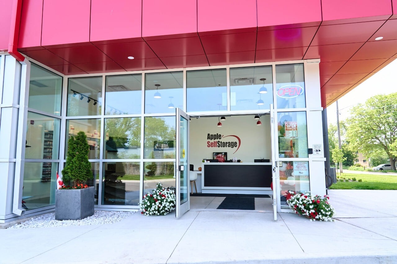 Apple Self Storage