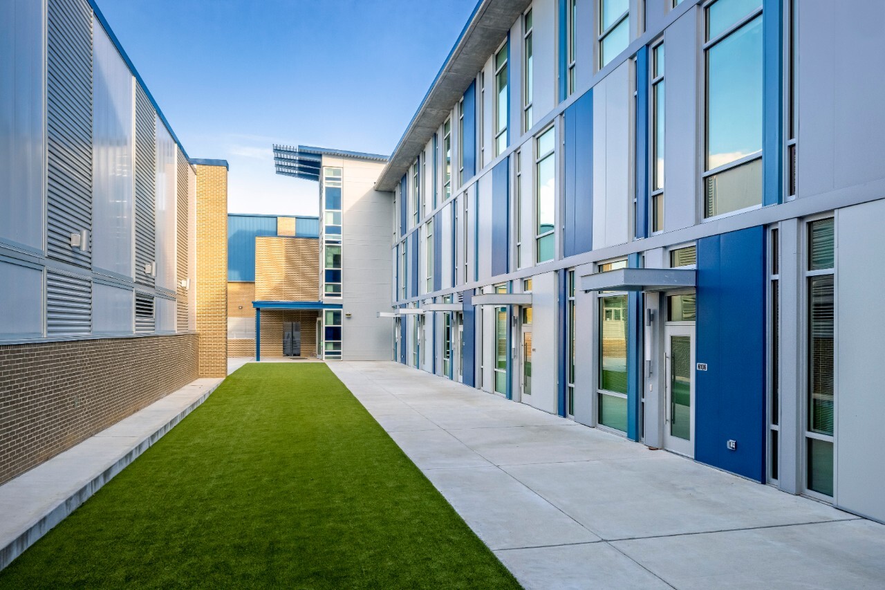 Mandeville High School 