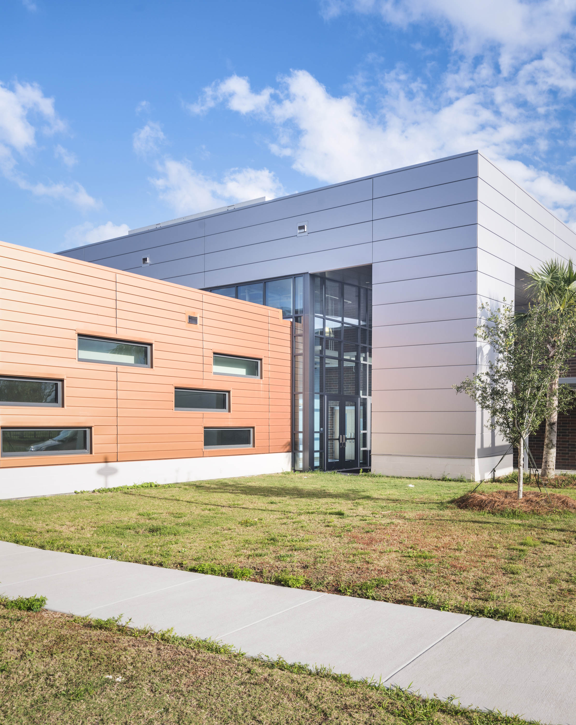 Panel Spotlight: Kingspan’s Designwall 4000 – The Benchmark for Large-Scale Architectural Projects