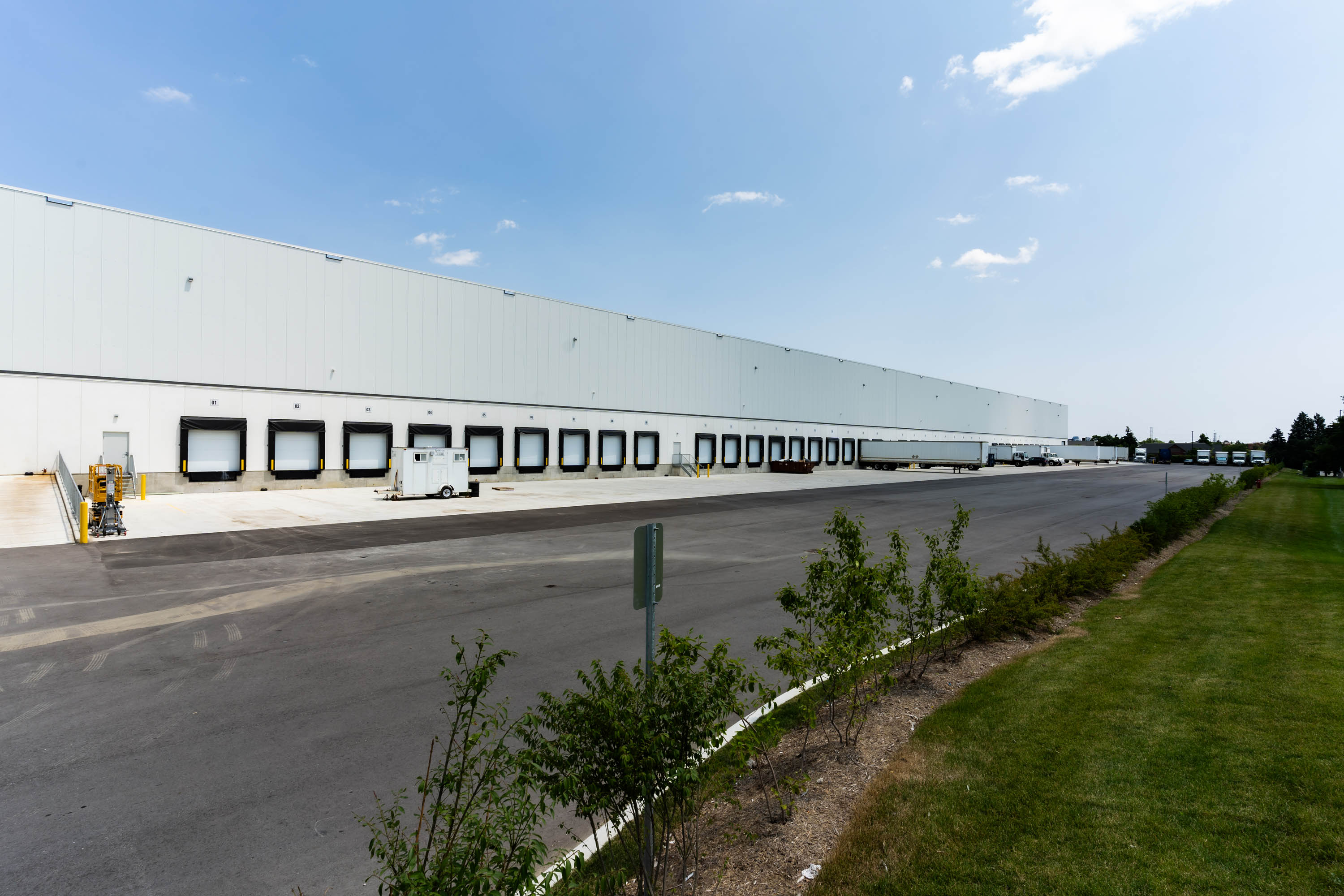 kingspan-5400-explorer-drive-mississauga-on-kssl-ksmr-ops-krhf-case-study-09