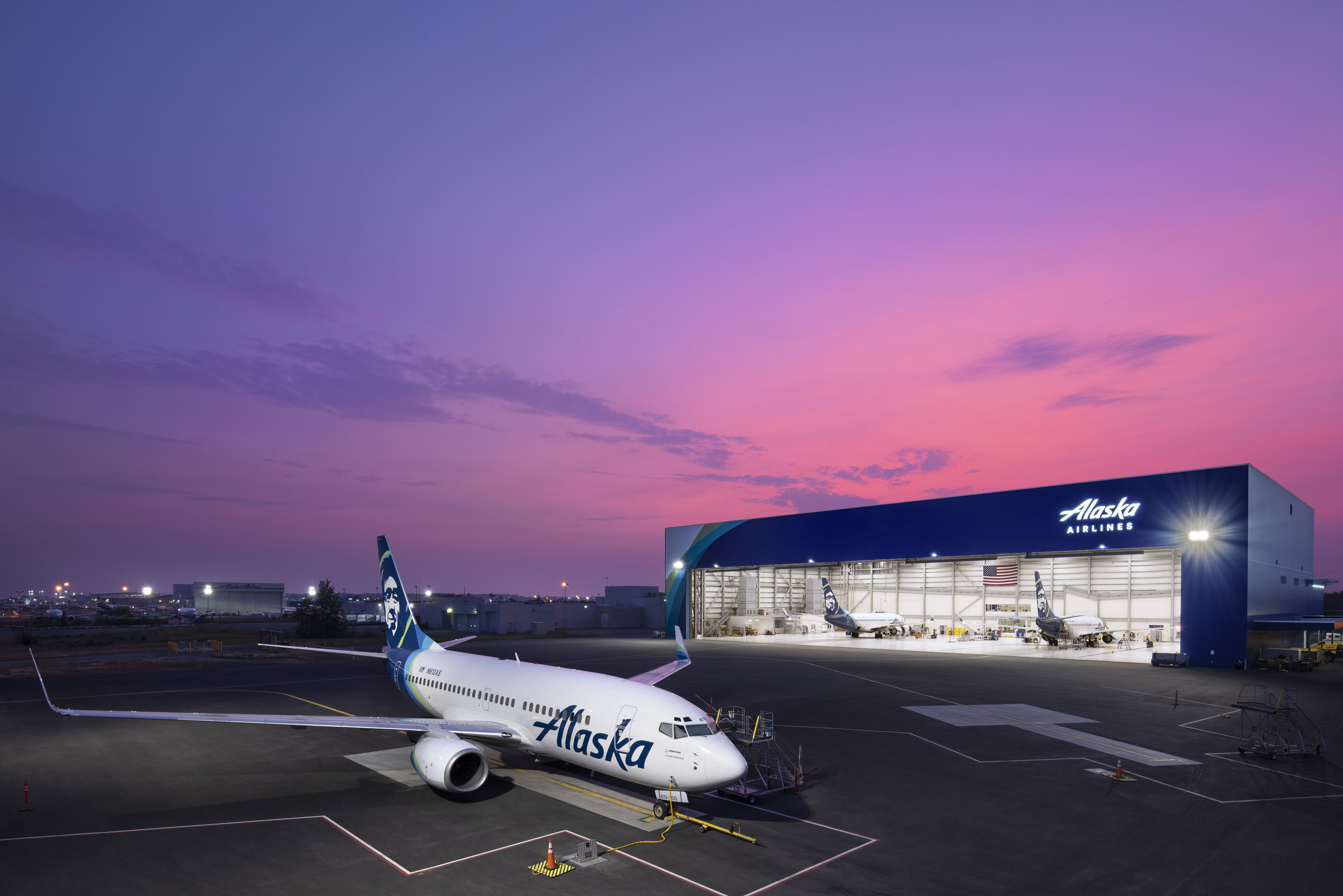 kingspan-alaska-airlines-maintenance-engineering-hangar-anchorage-ak-case-ksmr-study-06