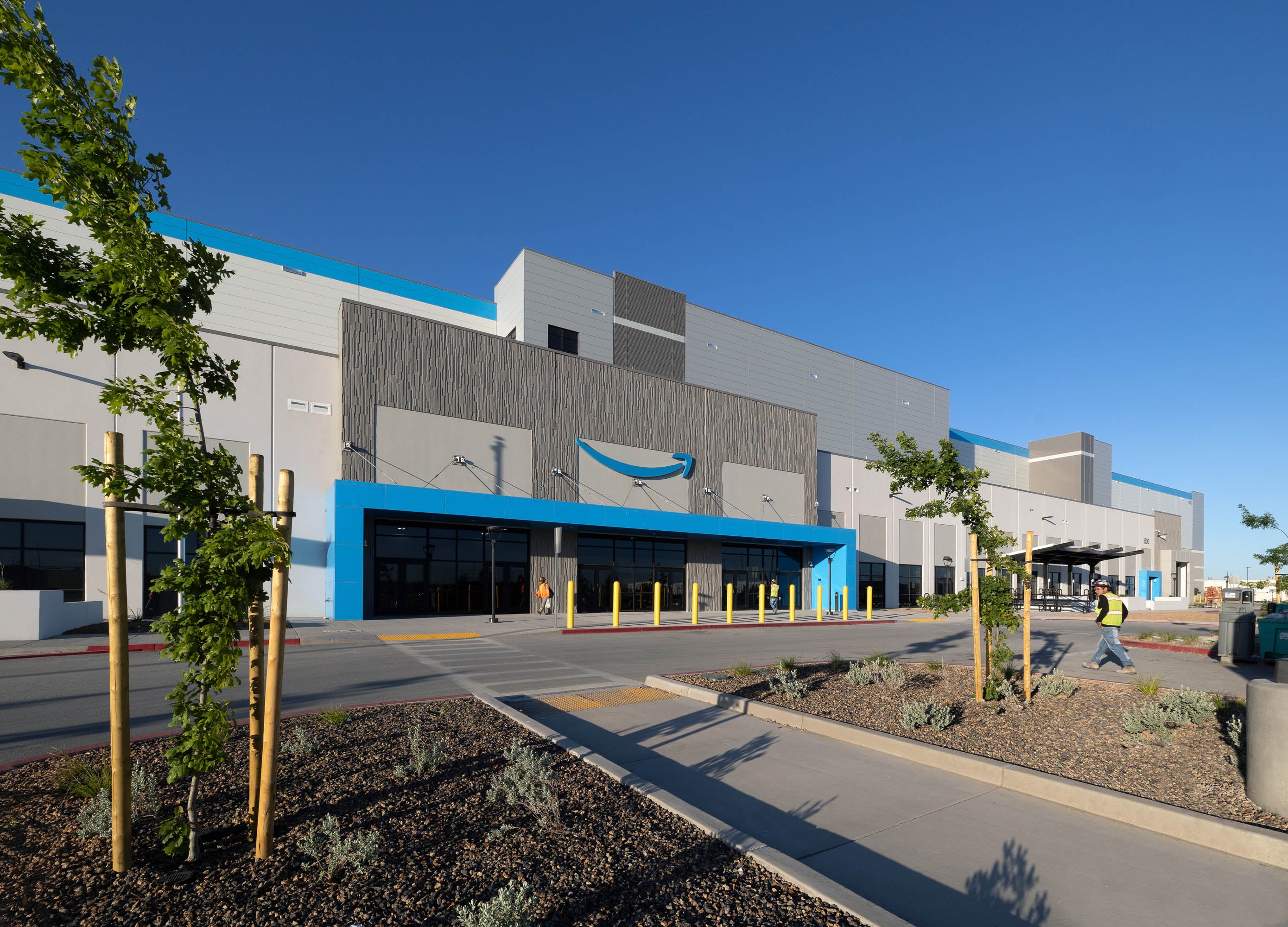 kingspan-amazon-tracy-ca-dw2000-dw2000r-ksmr-case-study-10