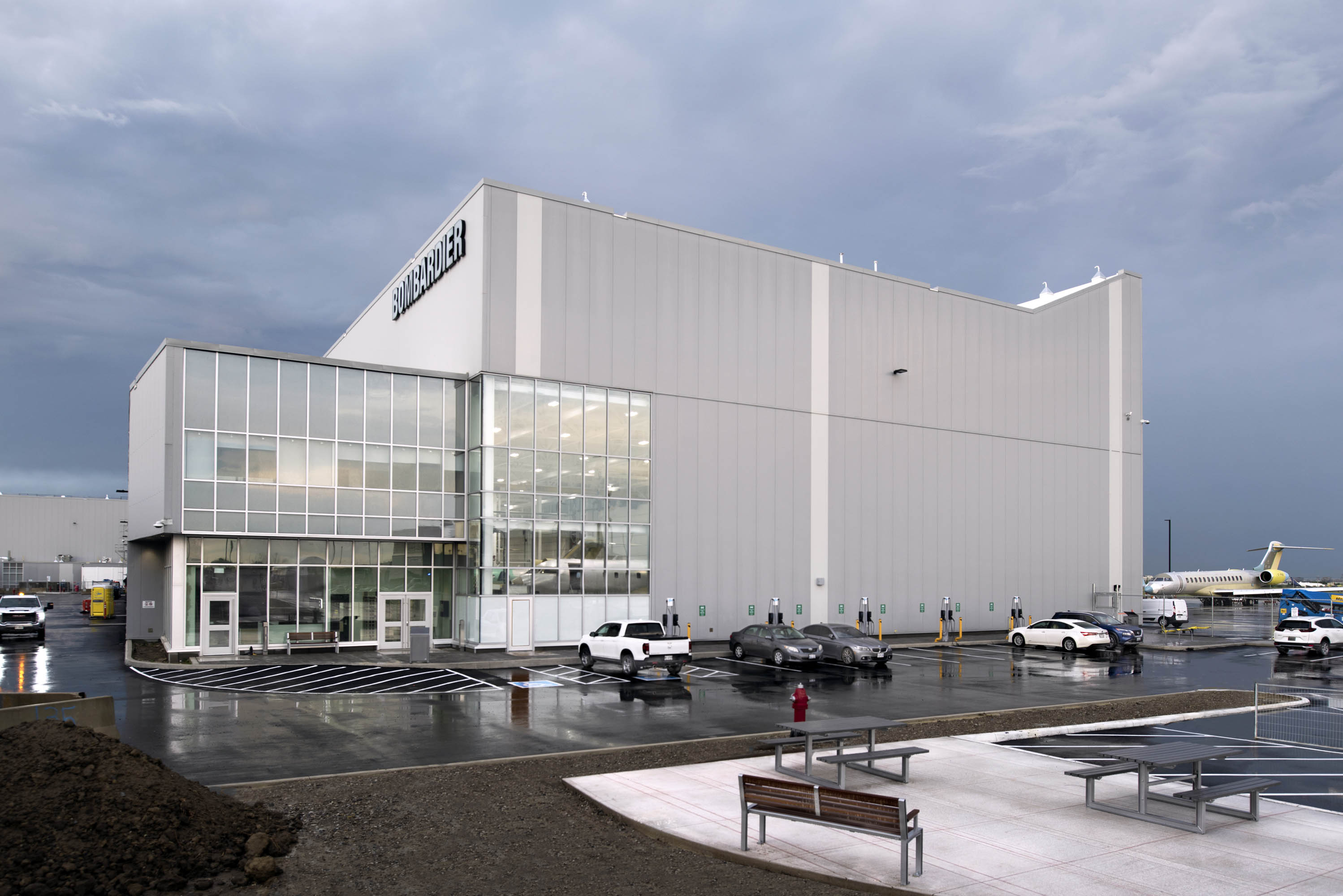 kingspan-bombardier-mississauga-on-ksmmr-krhf-case-study-04