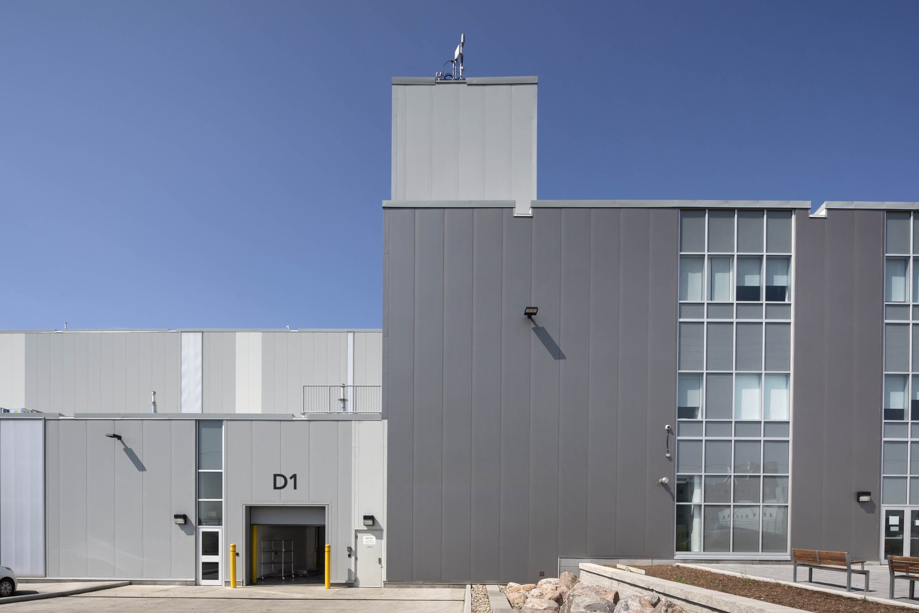 kingspan-bombardier-mississauga-on-ksmmr-krhf-case-study-05