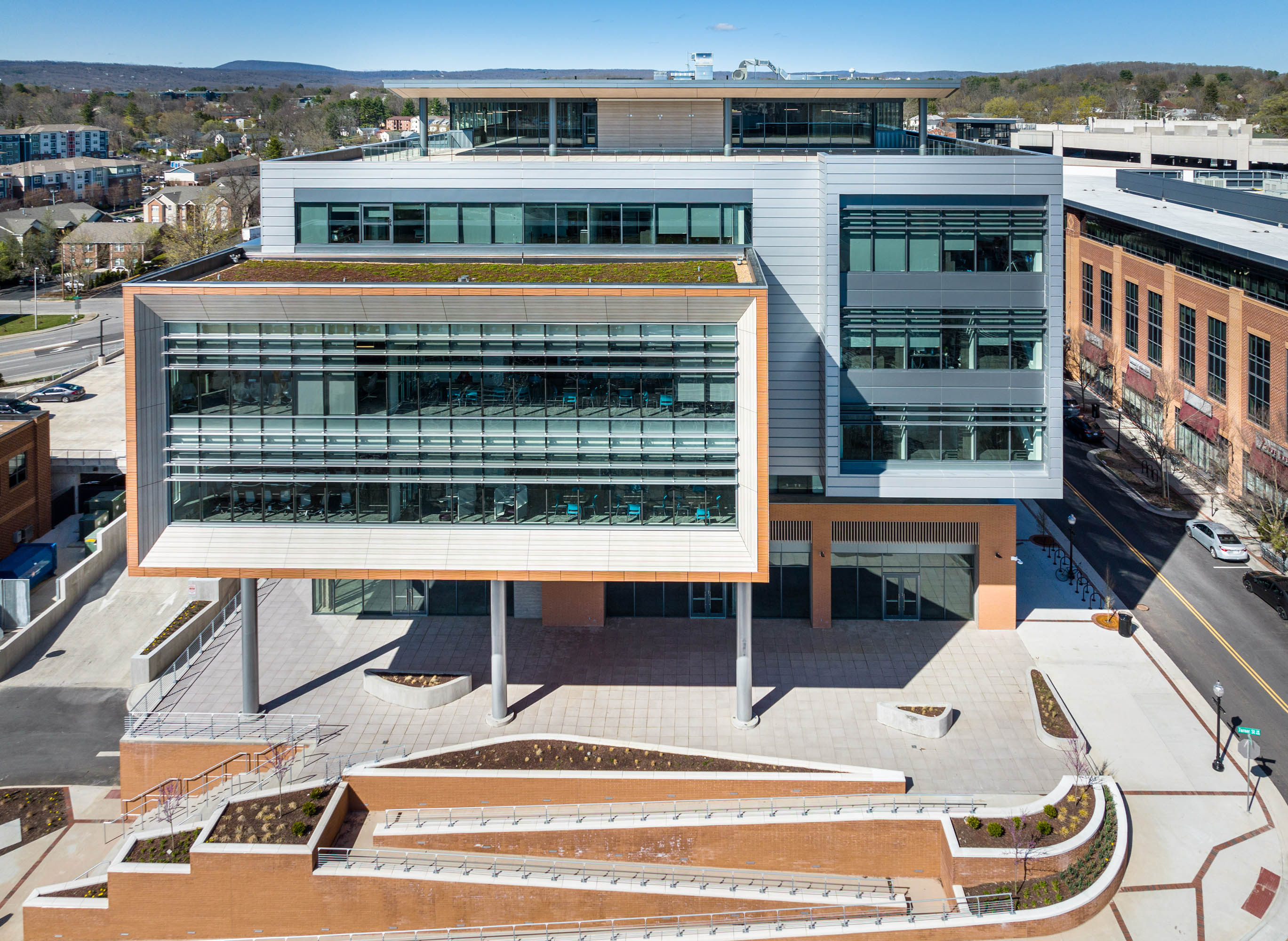 kingspan-virginia-tech-gilbert-place-blacksburg-va-kp-dw2000-case-study-05