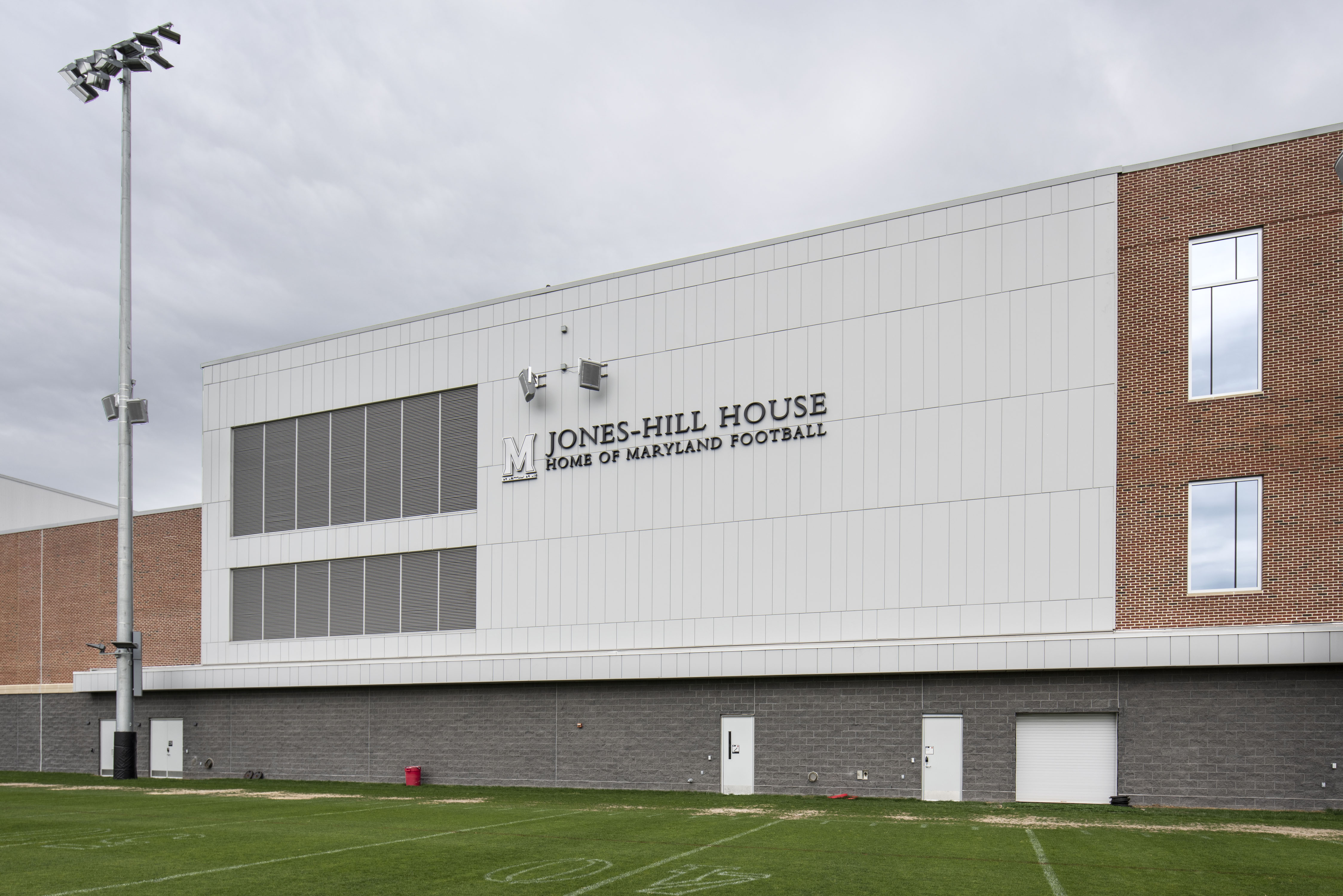 kingspan-jones-hill-house-university-of-maryland-dw4000-dw2000-case-study-en-18