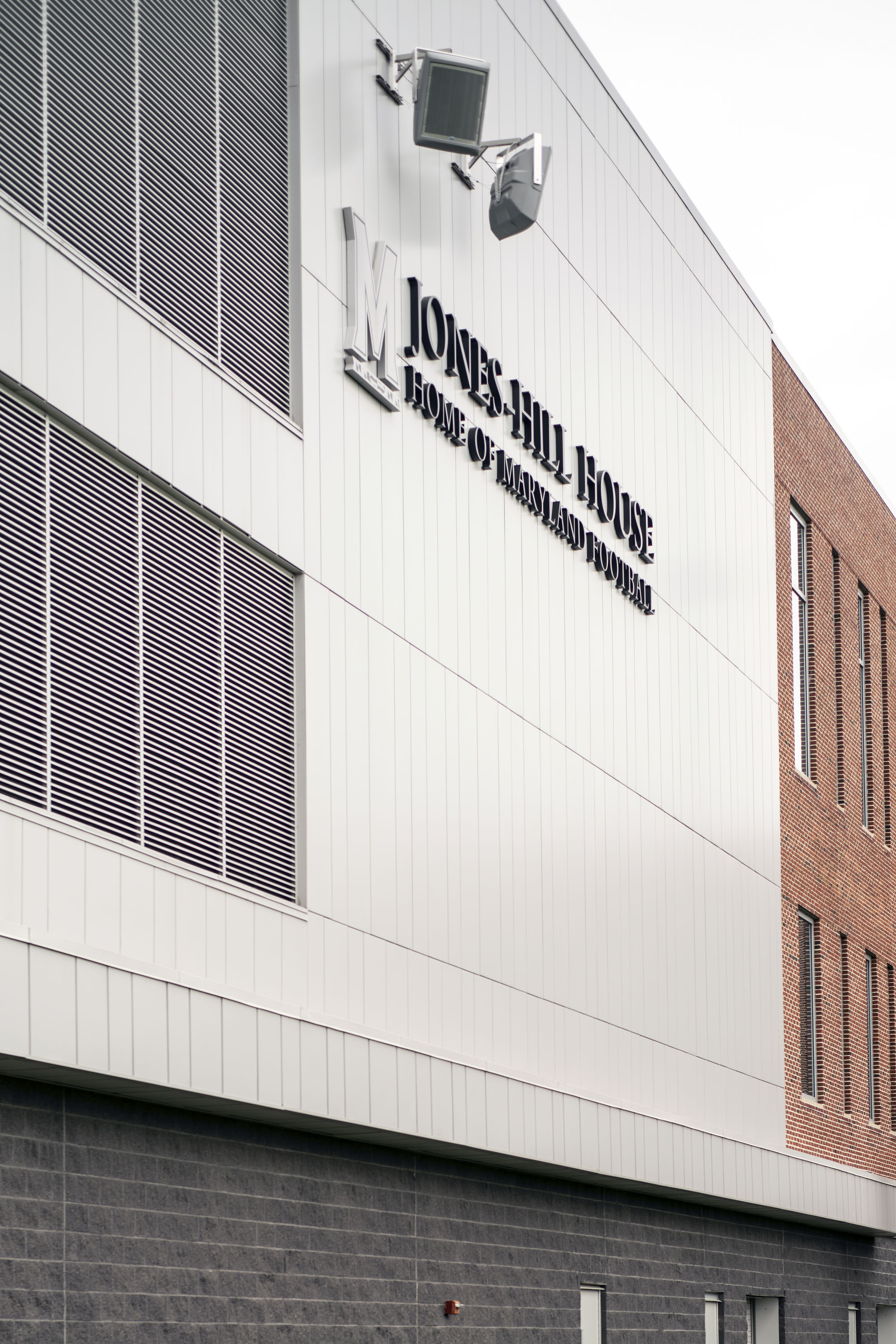 kingspan-jones-hill-house-university-of-maryland-dw4000-dw2000-case-study-en-23