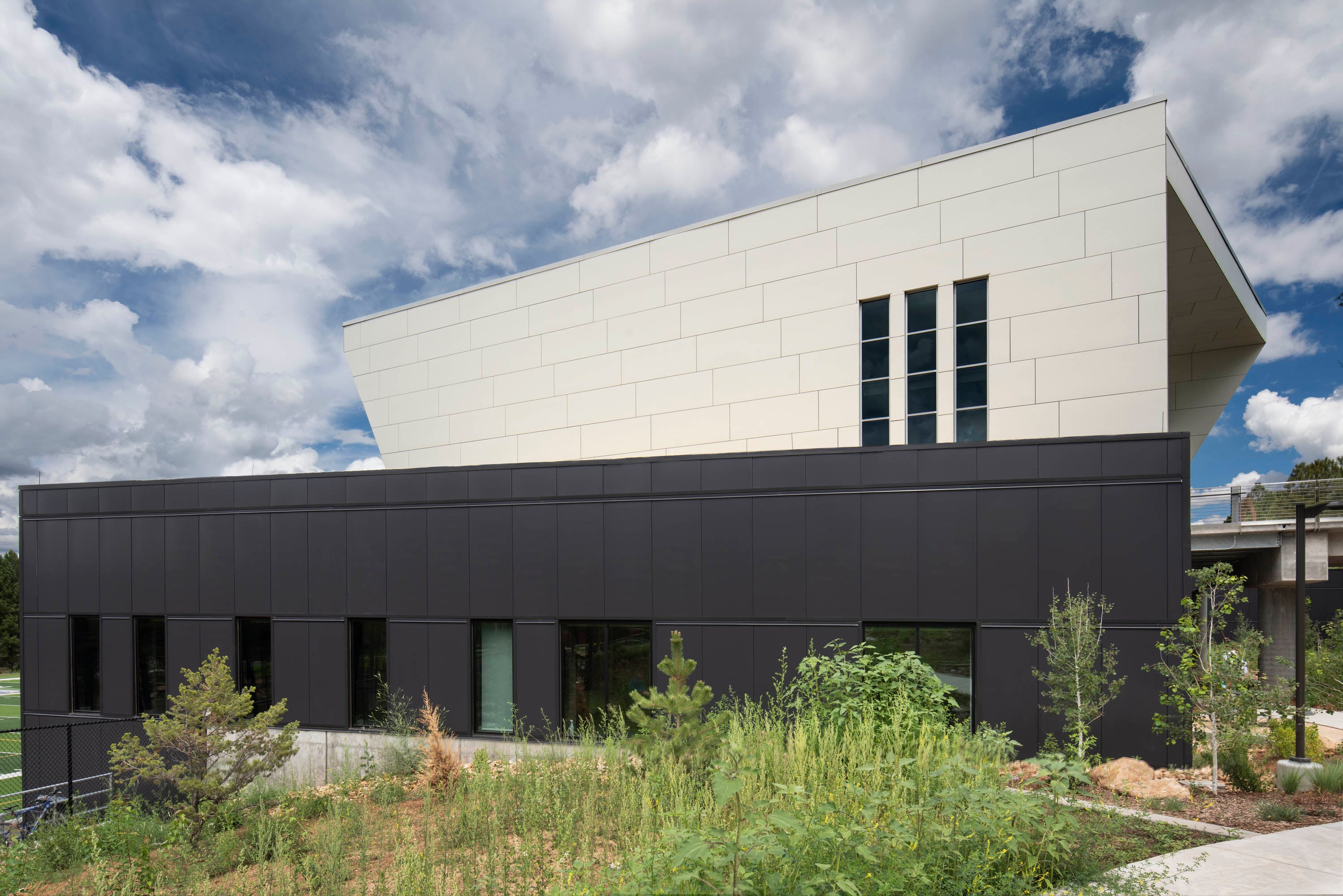 kingspan-northern-arizona-university-student-athletic-center-flagstaff-az-ksmmr-case-study-02
