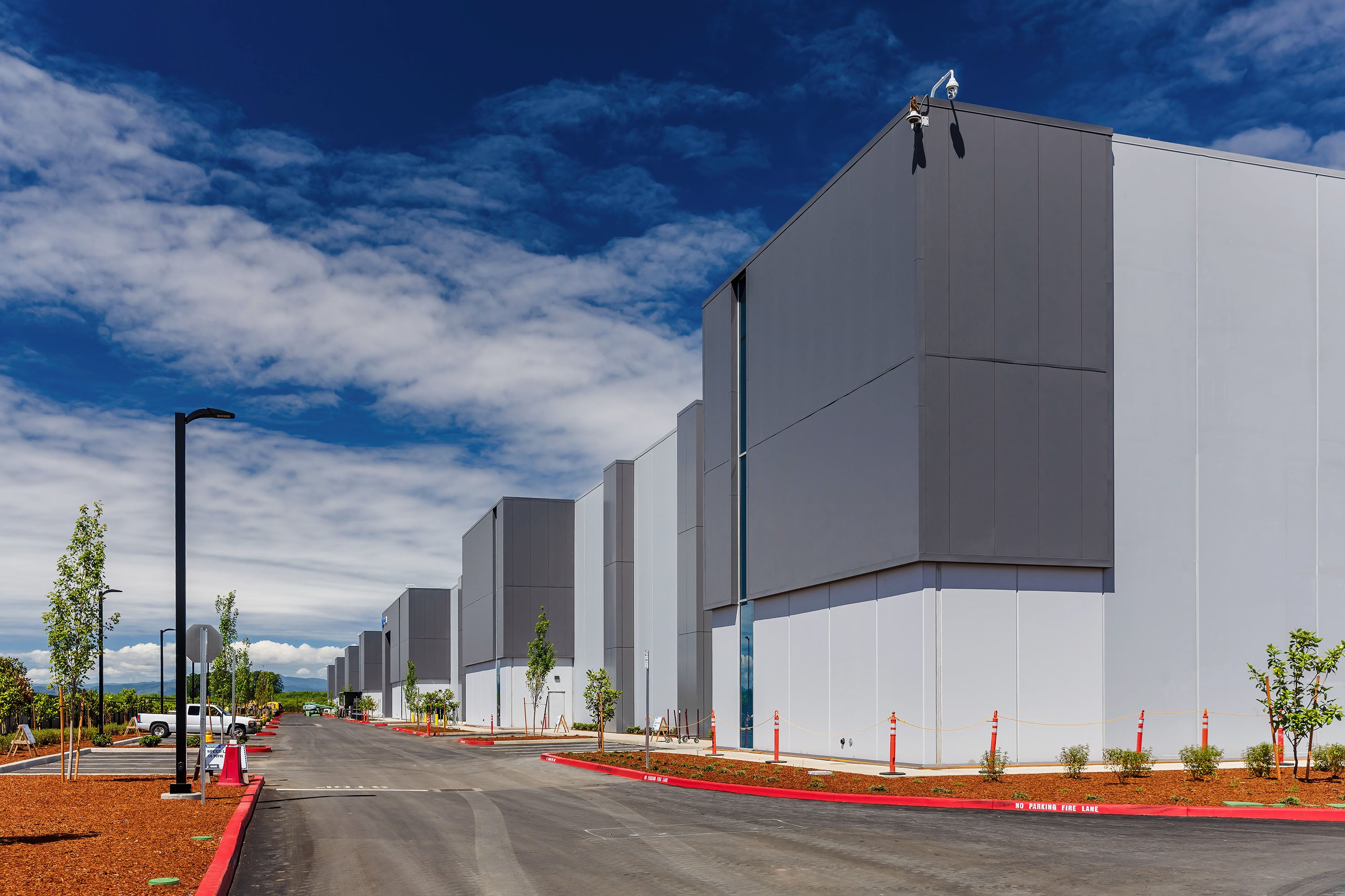 kingspan-ntt-data-center-hillsboro-or-ksmr-case-study-12