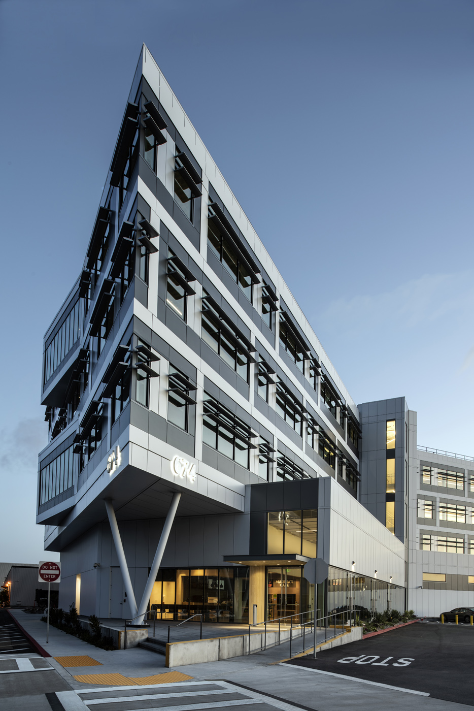 kingspan-sfo-san-francisco-ca-dw2000-case-study-03