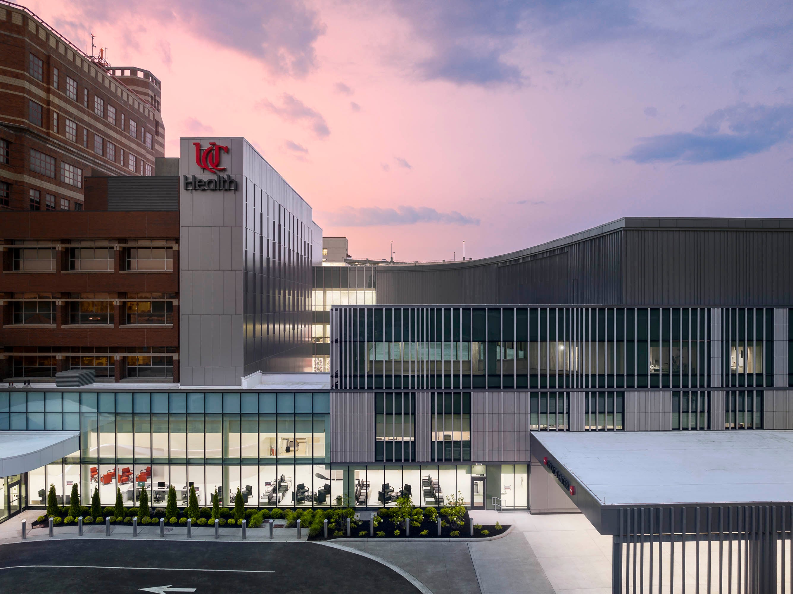 kingspan-university-of-cincinnati-medical-center-cincinnati-oh-quadcore-optimo-case-study-11