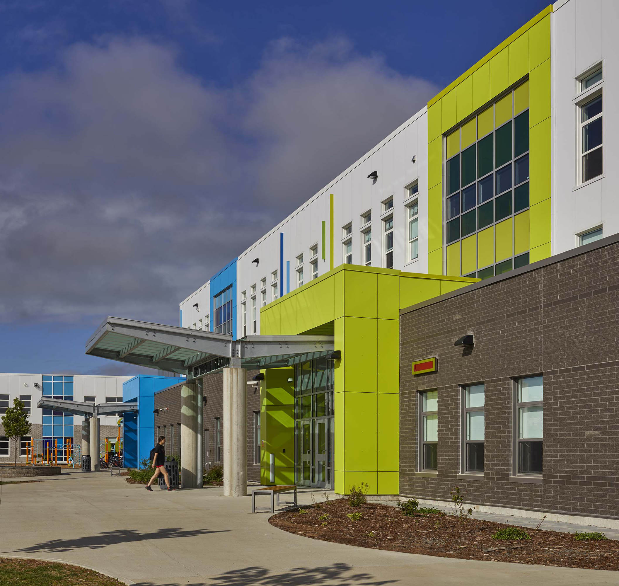 kingspan-west-bedford-school-bedford-nova-scotia-ksmmr-ksaf-case-study-21